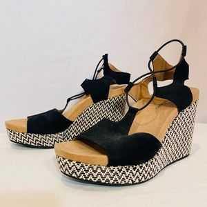 Lucky Brand Yejida 3 Wedge Sandal - 8.5m